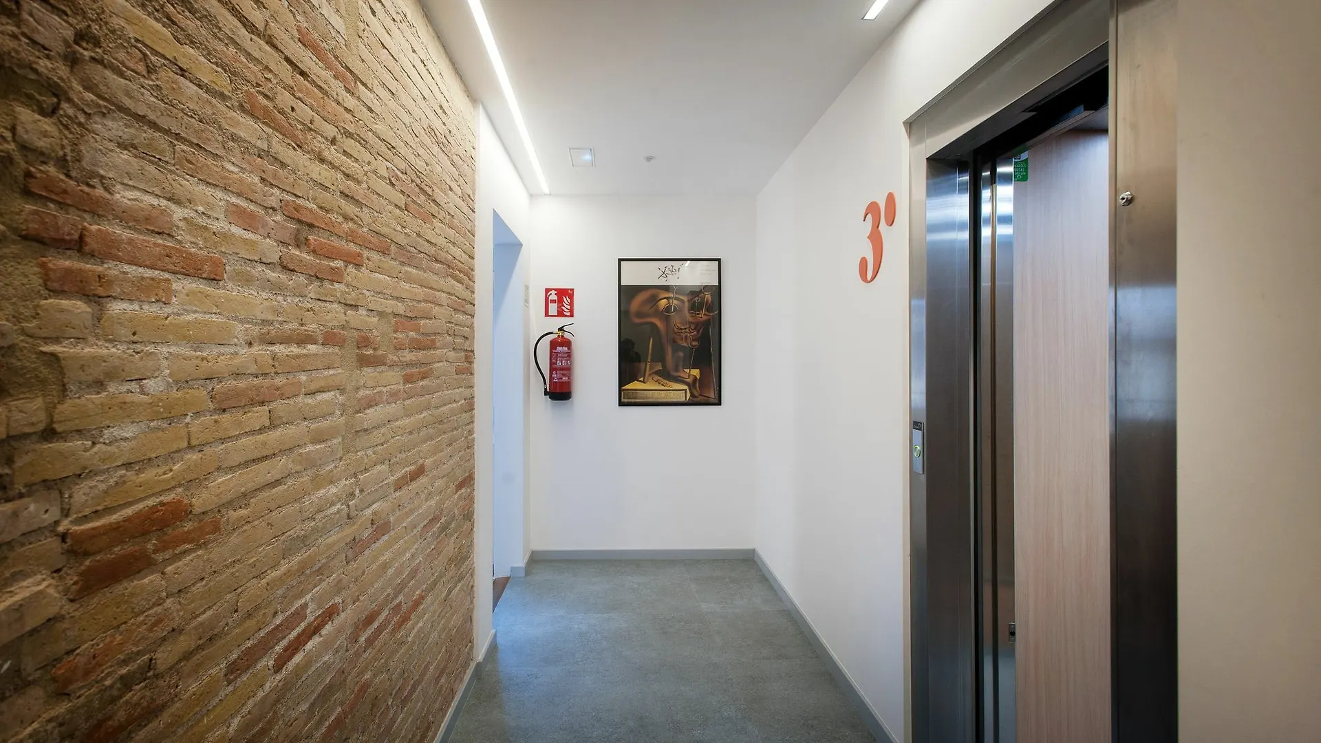 The Museum Apartments Figueres 0*, Figueres (Girona)